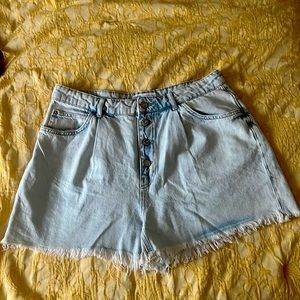 Zara shorts brand new without tags.